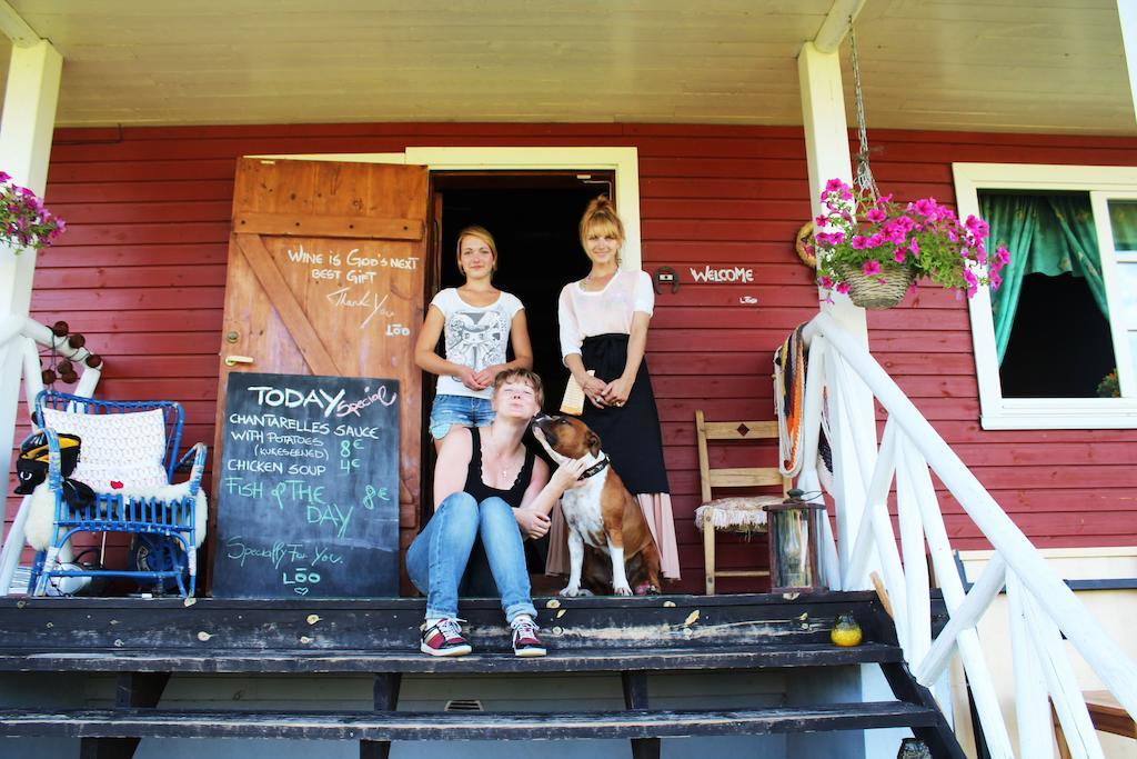 Luscher & Matiesen Muhu Winehouse Liiva  Bagian luar foto